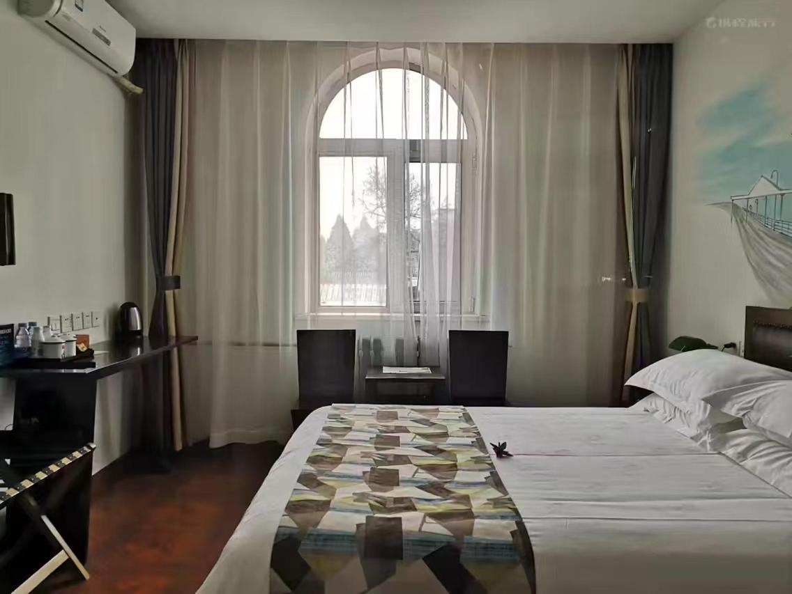 Time Traveller Hotel - Near Beijing Lama Temple, The Imperial College, Ghost Street, Beihai Park, Jingshan Park, Drum Tower, Houhai Bar Street, Tian'Anmen Square, Located In Beijing Traditional Hutongs, 5 Minutes Away From Beixinqiao Metro Station Exterior photo