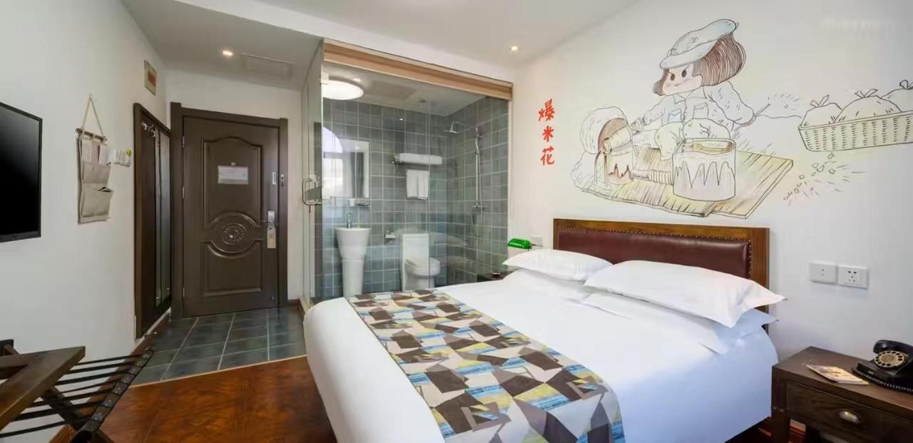 Time Traveller Hotel - Near Beijing Lama Temple, The Imperial College, Ghost Street, Beihai Park, Jingshan Park, Drum Tower, Houhai Bar Street, Tian'Anmen Square, Located In Beijing Traditional Hutongs, 5 Minutes Away From Beixinqiao Metro Station Exterior photo