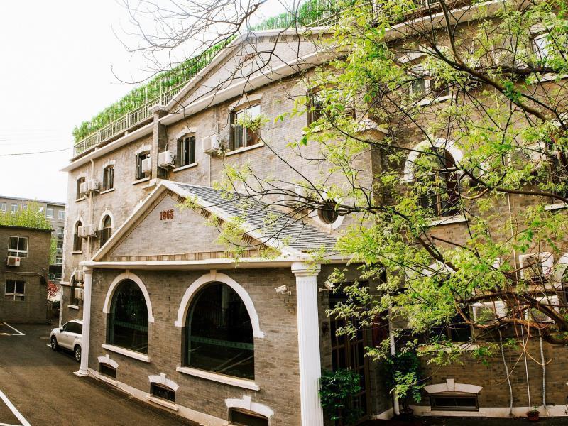 Time Traveller Hotel - Near Beijing Lama Temple, The Imperial College, Ghost Street, Beihai Park, Jingshan Park, Drum Tower, Houhai Bar Street, Tian'Anmen Square, Located In Beijing Traditional Hutongs, 5 Minutes Away From Beixinqiao Metro Station Exterior photo